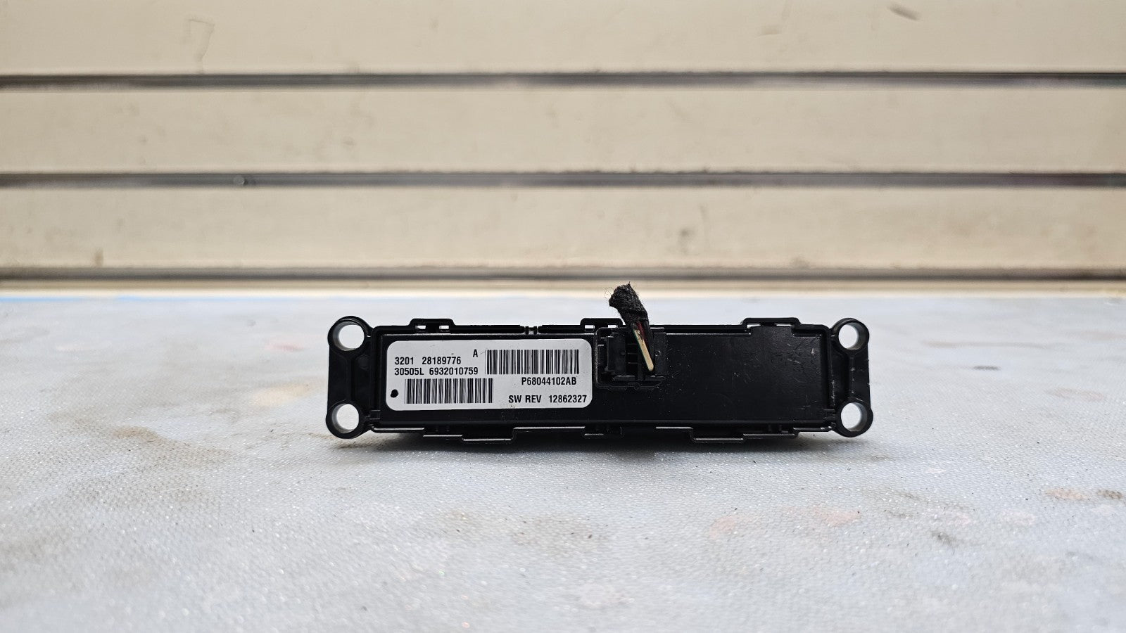 09-17 Chrysler 200 Avenger Caliber Compass Hazard Traction Control Switch Button