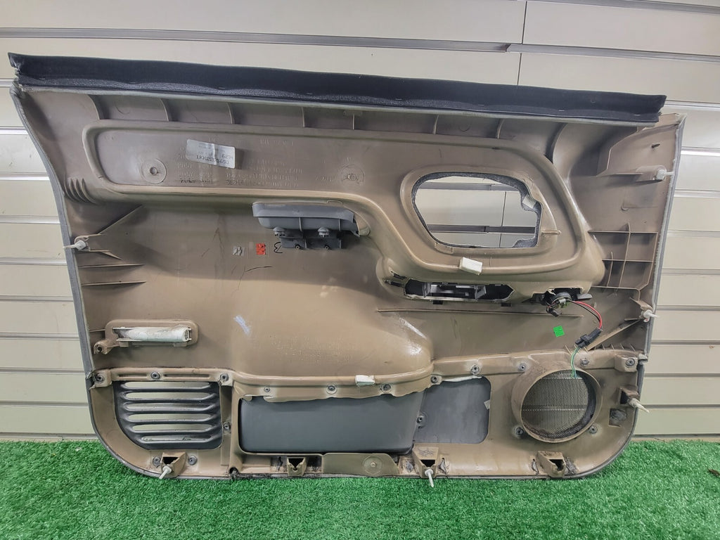 🔥95-99 Chevy GMC Silverado C/K DOOR PANEL Front Passenger Right Gray OEM D2