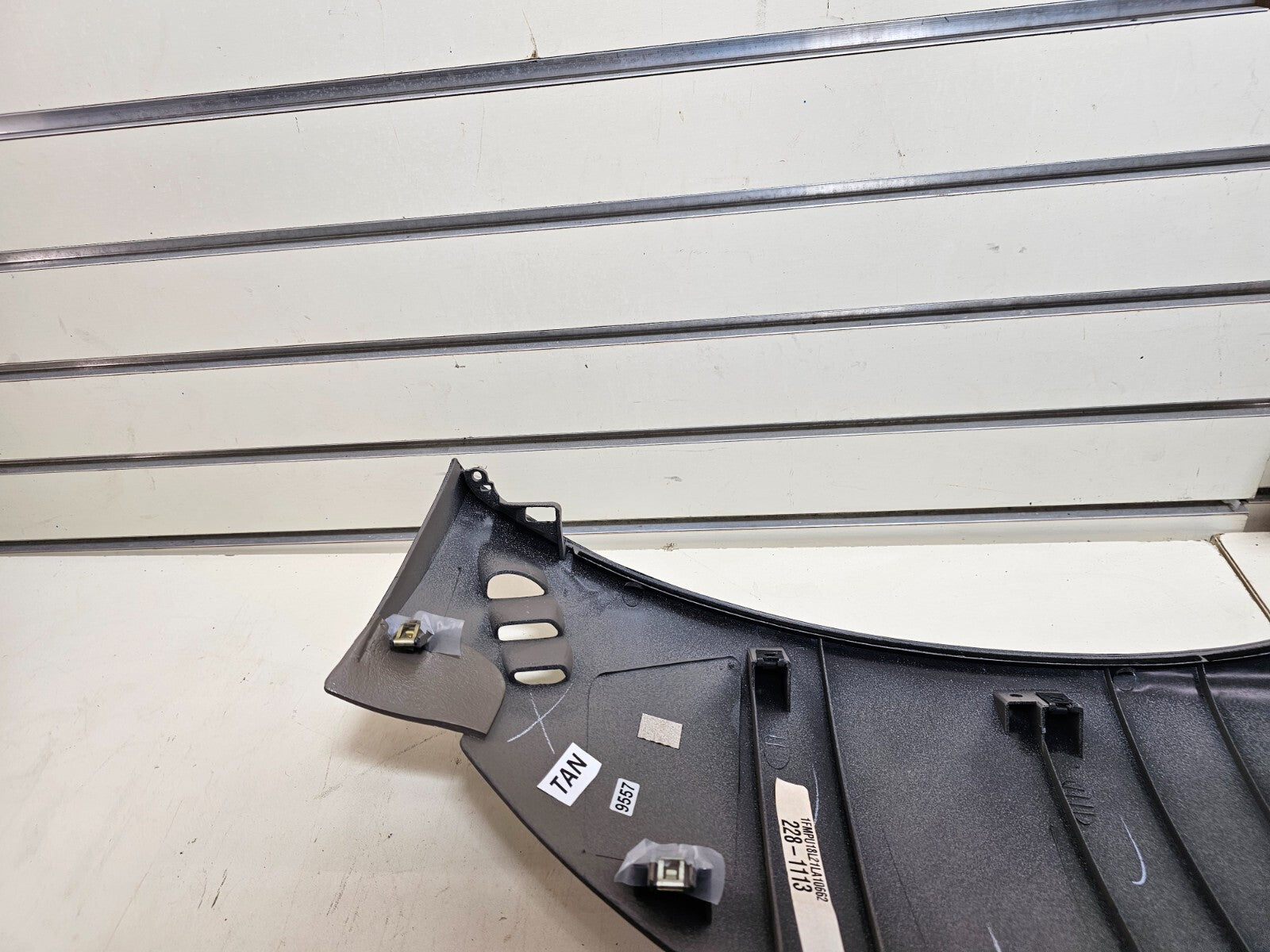 🔥97-03 Ford F150 EXPEDITION Upper DASH PAD Dashboard Panel Bezel Trim Tan DP2