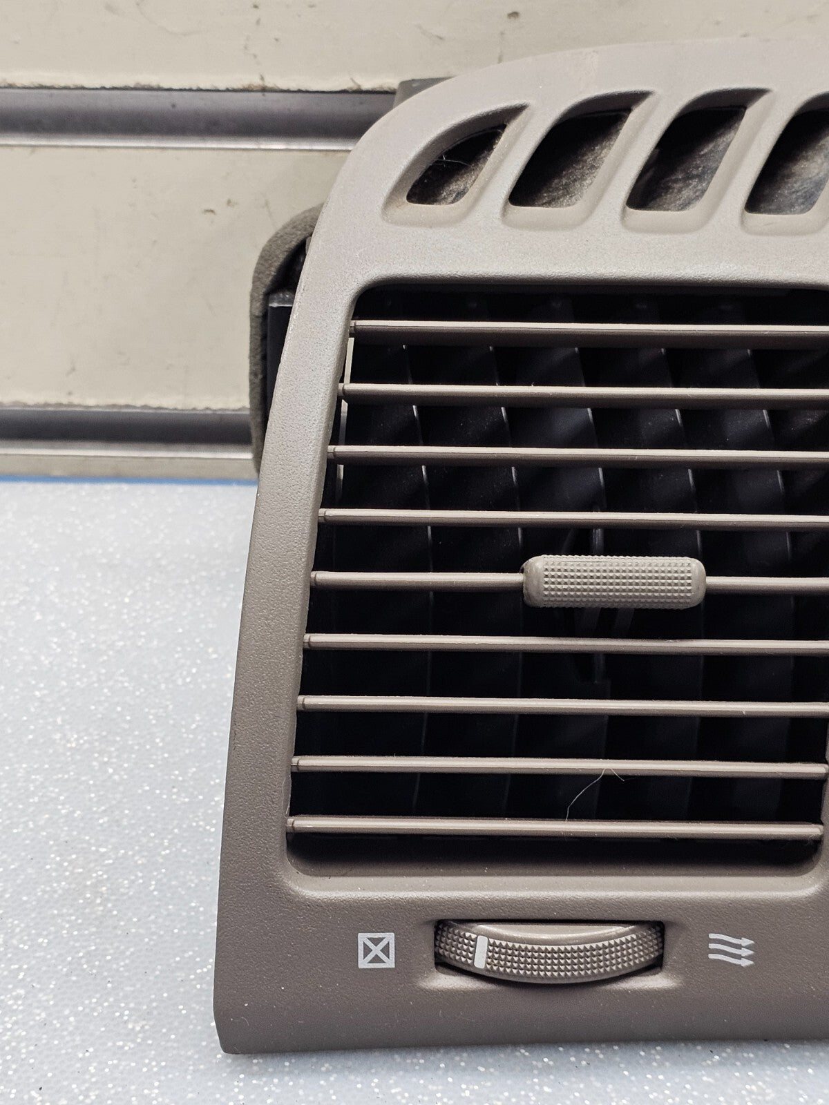 🔥02-06 CAMRY DASH RIGHT PASSENGER AIR VENT CONDITIONING HEATER FILTER TAN OEM
