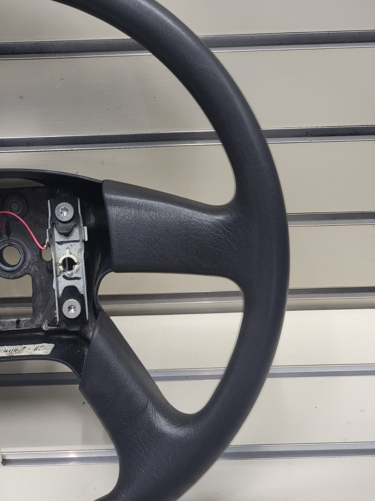 🔥03-06 SILVERADO SIERRA YUKON TAHOE SUBURBAN STEERING WHEEL LEATHER BLACK