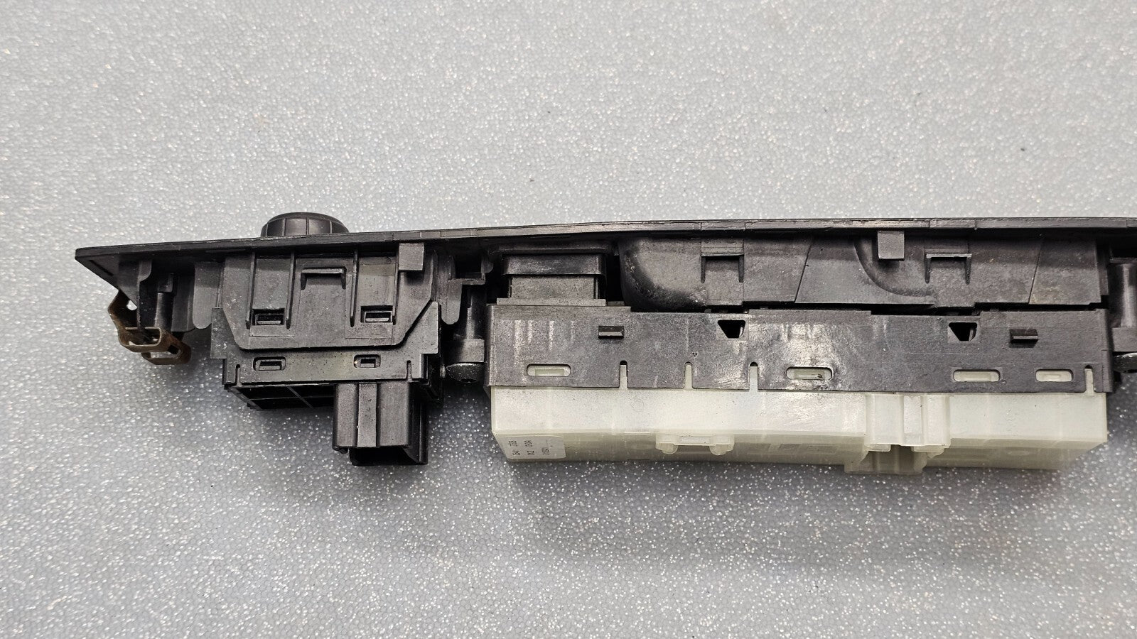 07-10 Nissan Sentra Front Left Driver Master Power Window Switch Assembly Black