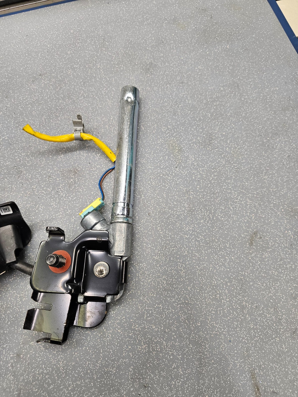 🔥12-17 Hyundai Accent Front Left Driver/Right Passenger Seat Belt Retractor OEM