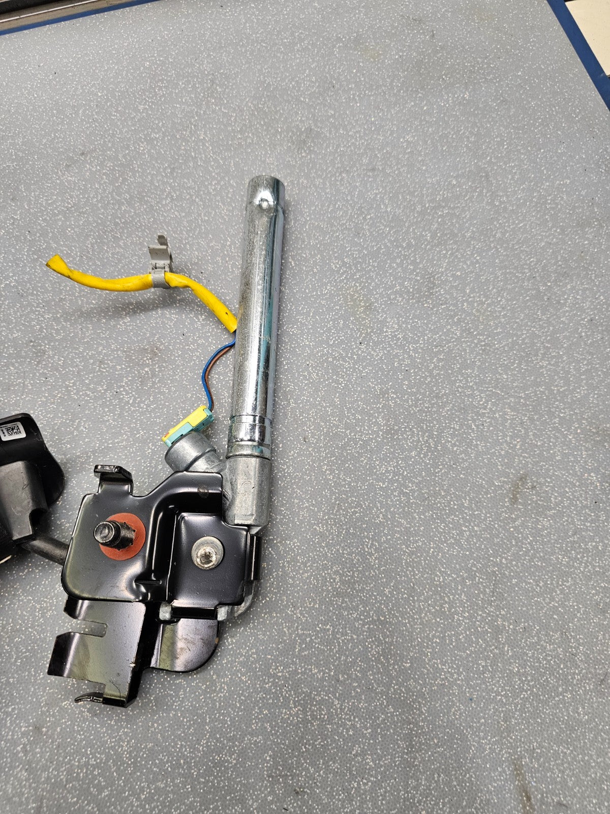 🔥12-17 Hyundai Accent Front Left Driver/Right Passenger Seat Belt Retractor OEM