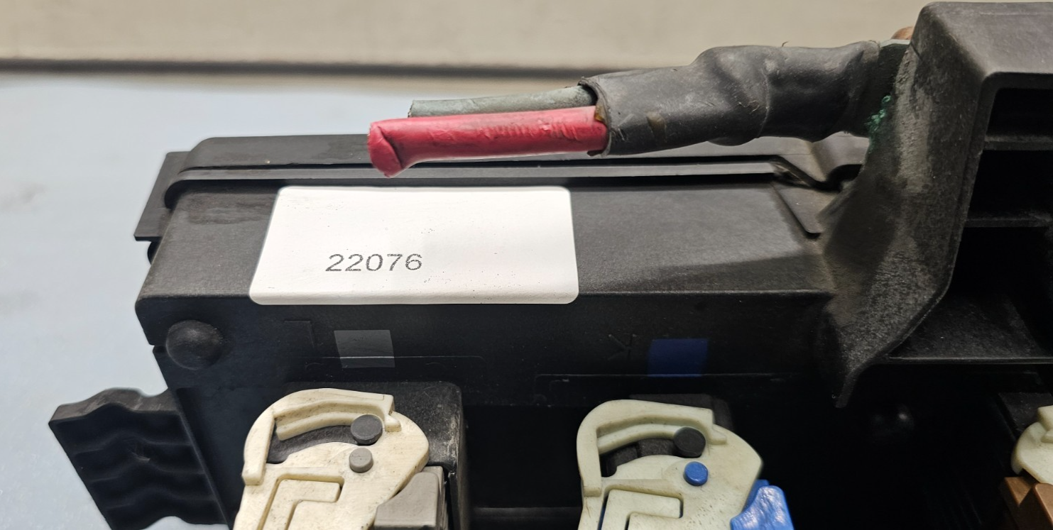 🔥2006 DODGE RAM FUSE BOX RELAY TIPM TOTALLY INTEGRATED POWER MODULE ASSEMBLY