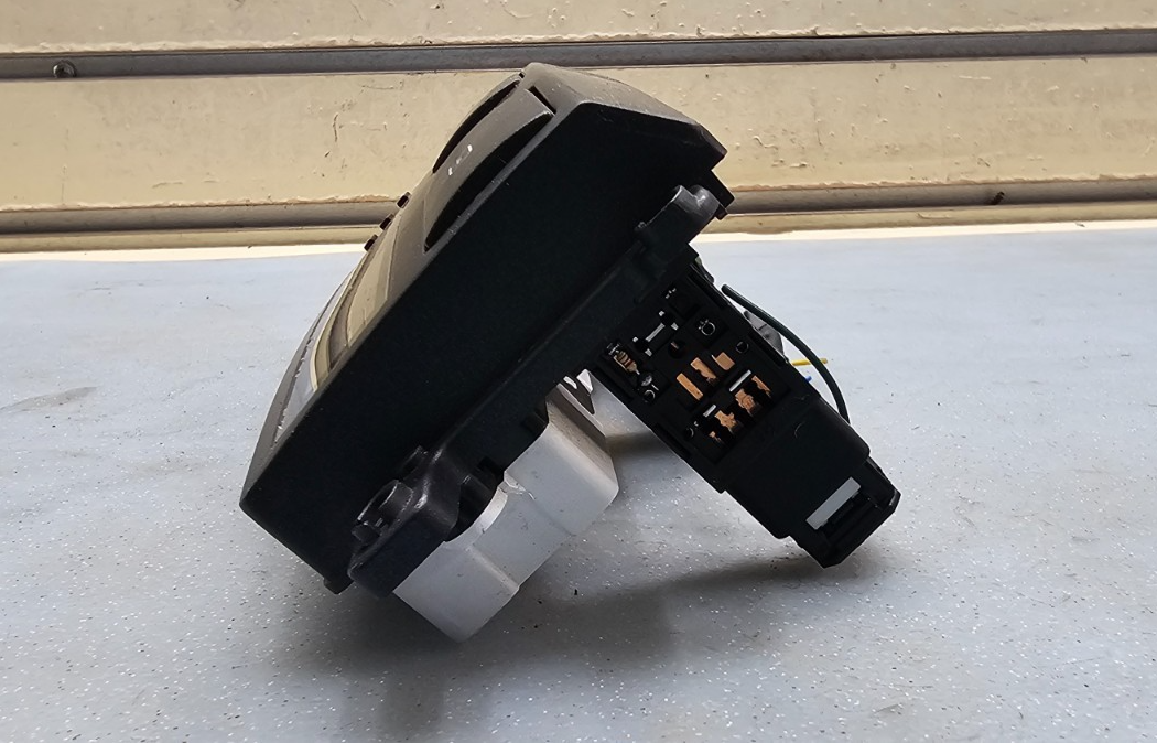 🔥06-09 KIA SORENTO DIGITAL CLOCK ASSY BLACK OEM