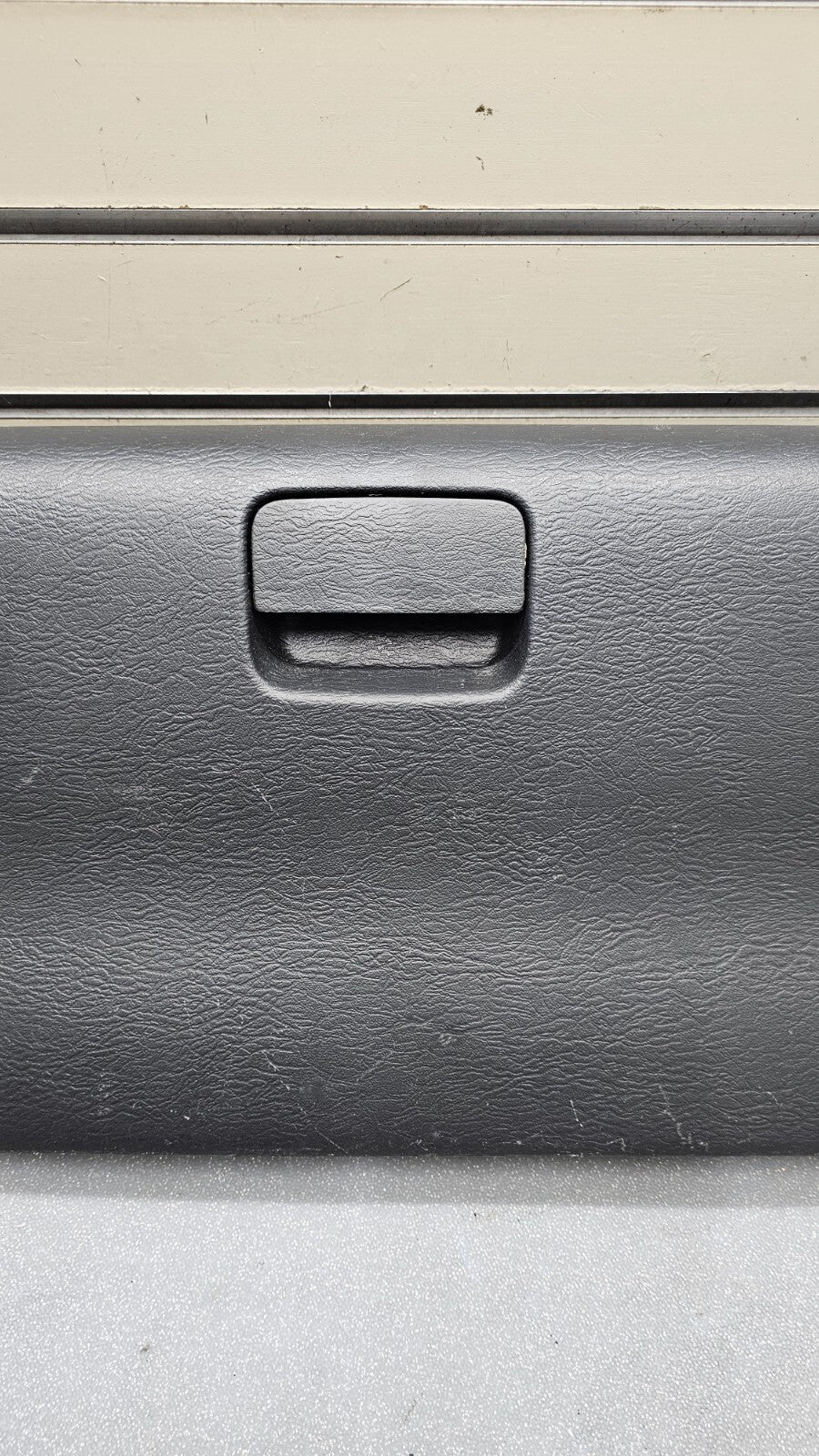🔥02-05 RAM 1500 2500 Dash GLOVE BOX Storage Compartment Assembly BLACK G22