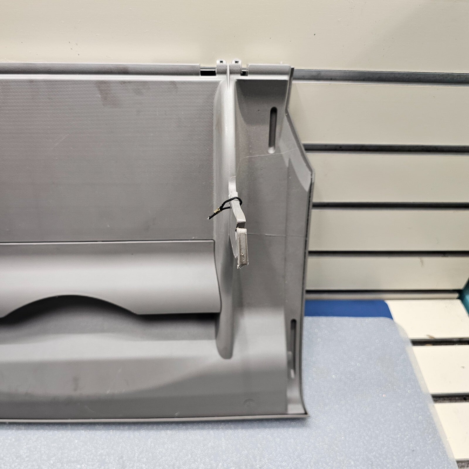 🔥07-12 Nissan ALTIMA Dash GLOVE BOX Storage Compartment Assembly Door GRAY G30
