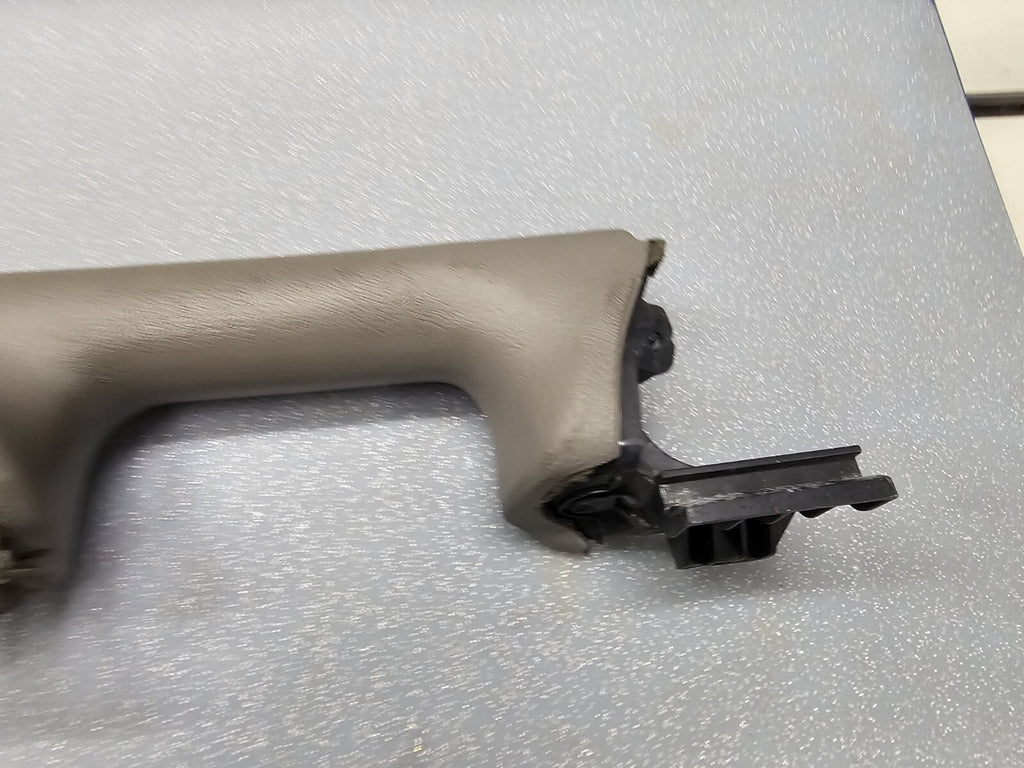 🔥99-02 Silverado SIERRATAHOE Door Panel ARMREST Front LEFT Handle LIGHT GRAY H1