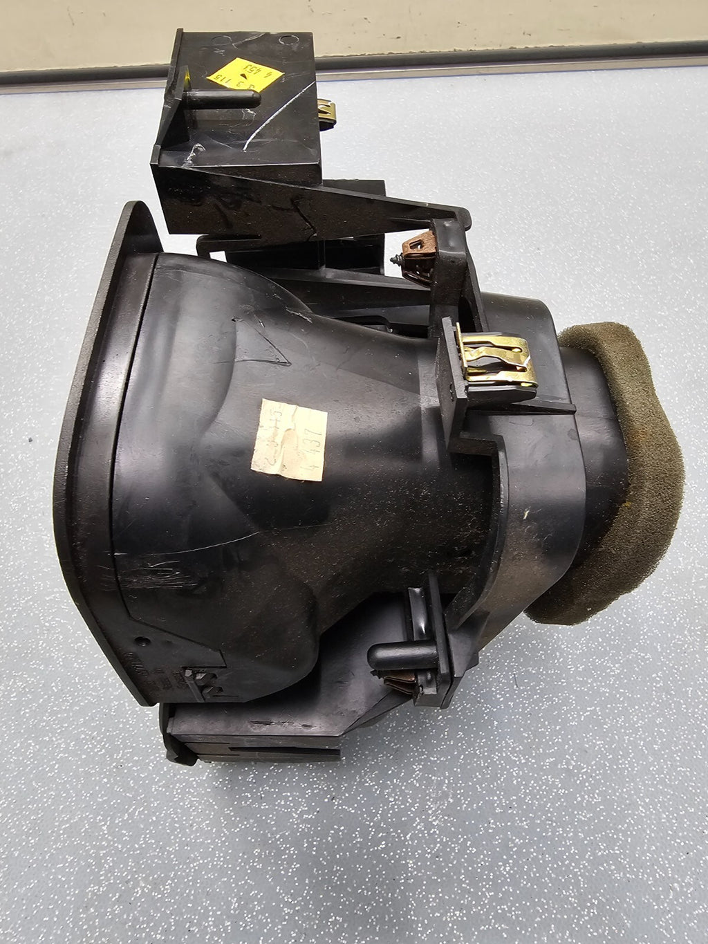 🔥99-06 Chevy Silverado Sierra Headlight Switch left Driver Air Vent black HS19