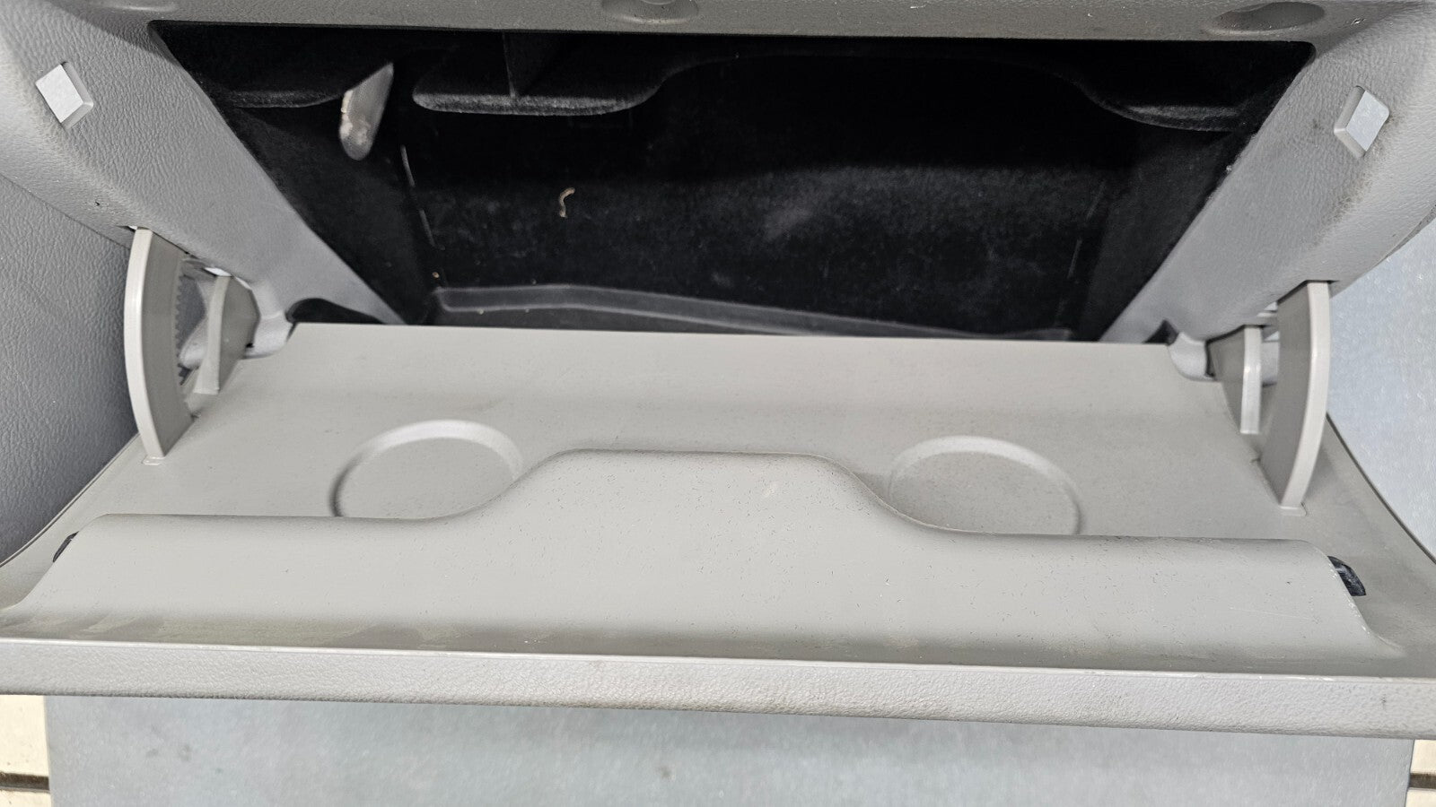 🔥99-06 JETTA GLI GOLF GTI R32 DASH GLOVE BOX COMPARTMENT STORAGE ASSEMBLY GRAY