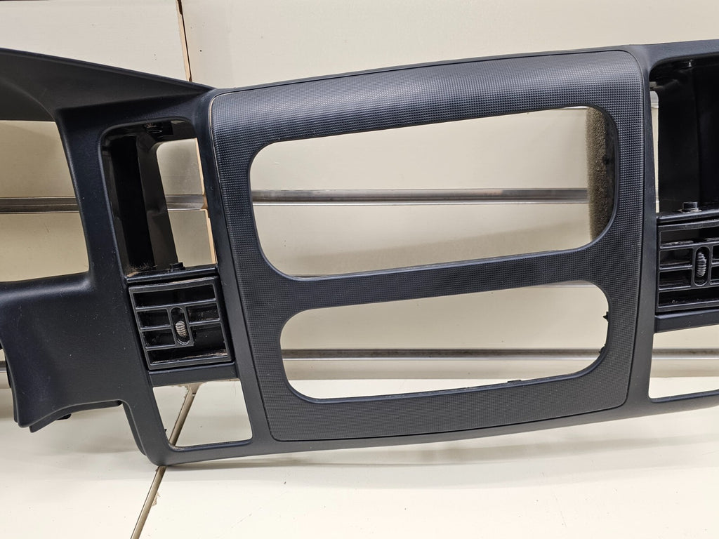 01-04 Dakota Durango Dash Instrument Cluster Speedometer Bezel Trim Panel Black