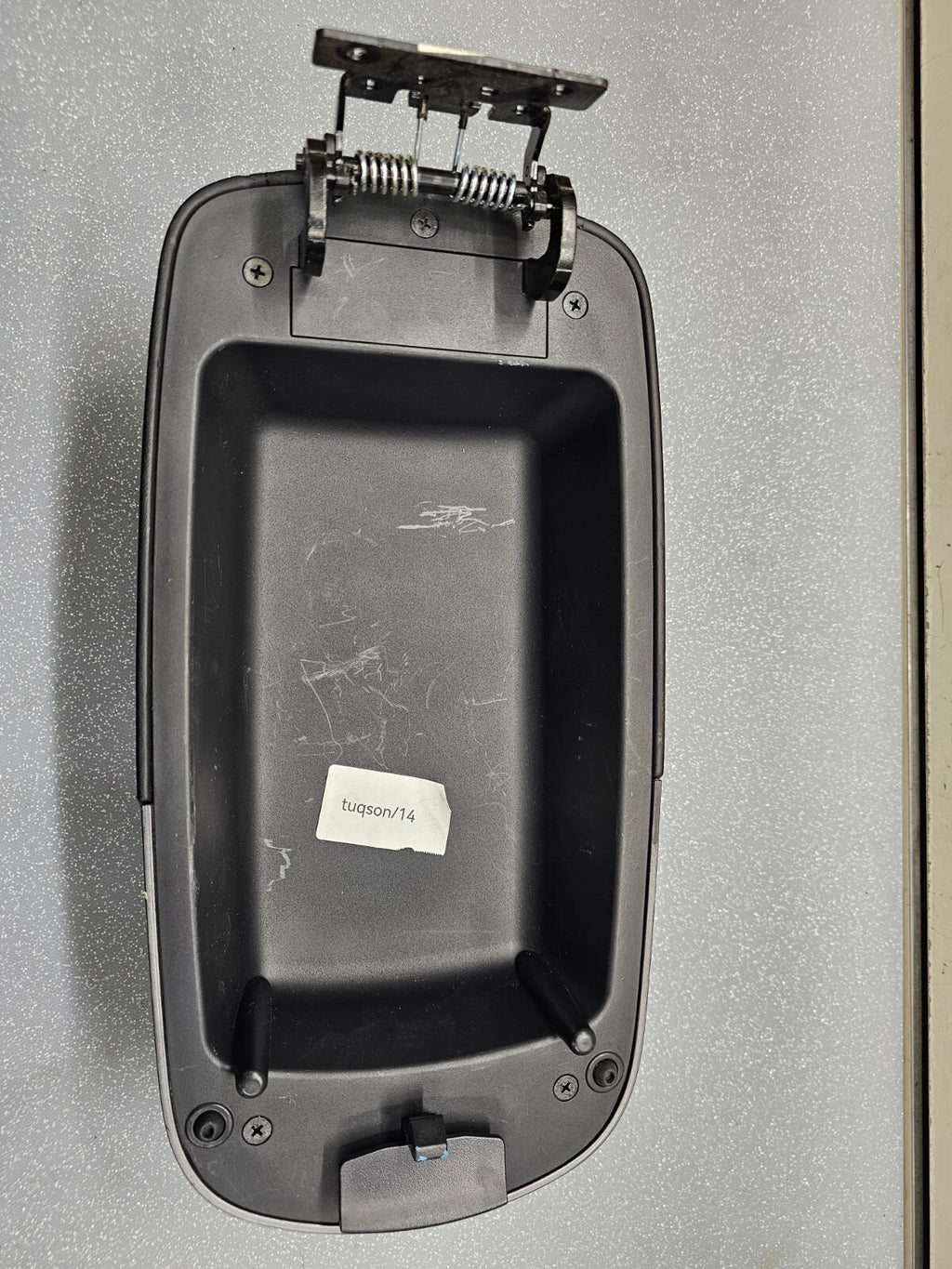 14-15 Tucson Front Floor Center Console Lid Cover Top Pad Armrest Storage Black