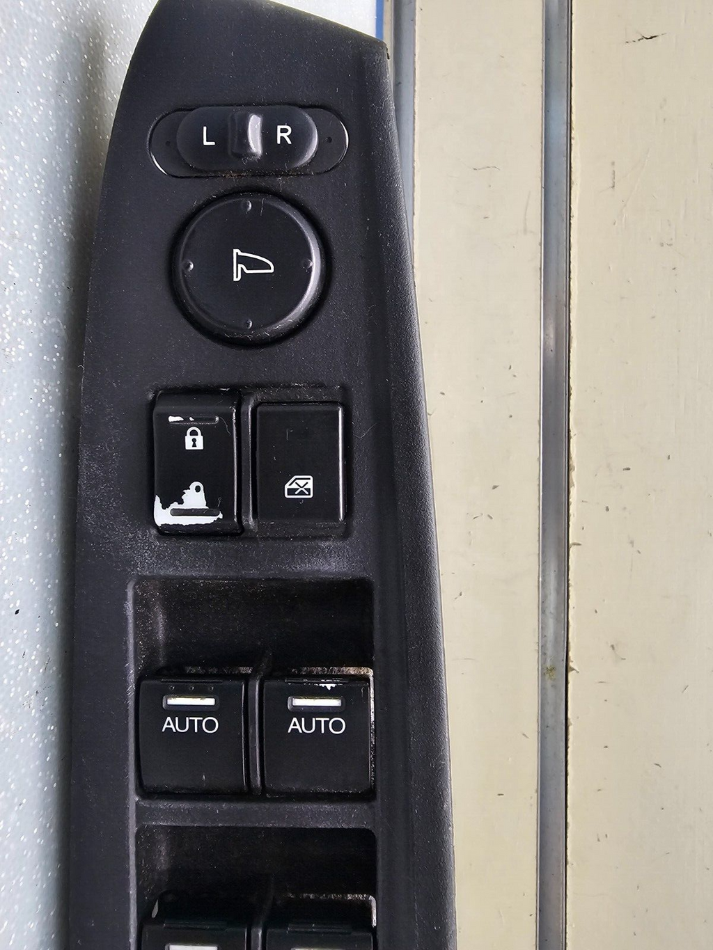 08-12 ACCORD Left Driver Door Master Power Window Lock Switch Assembly Black OEM