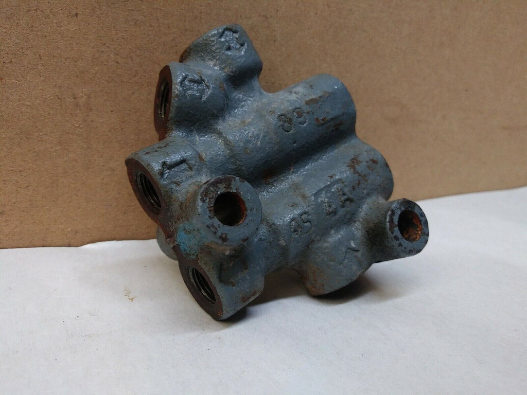 03-08 Toyota Corolla Brake Proportioning Regulator Valve (w/o ABS)/TC