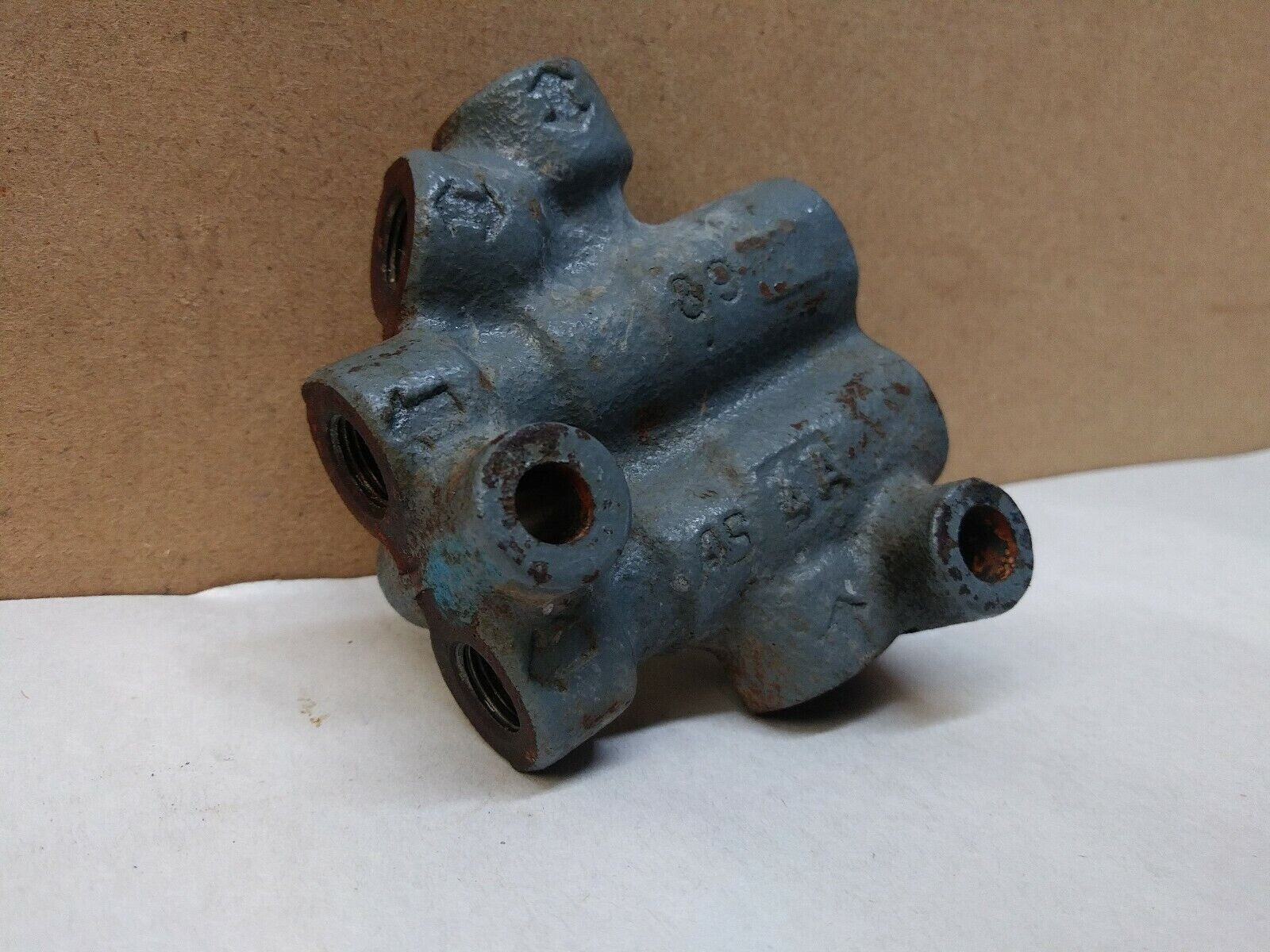 03-08 Toyota Corolla Brake Proportioning Regulator Valve (w/o ABS)/TC