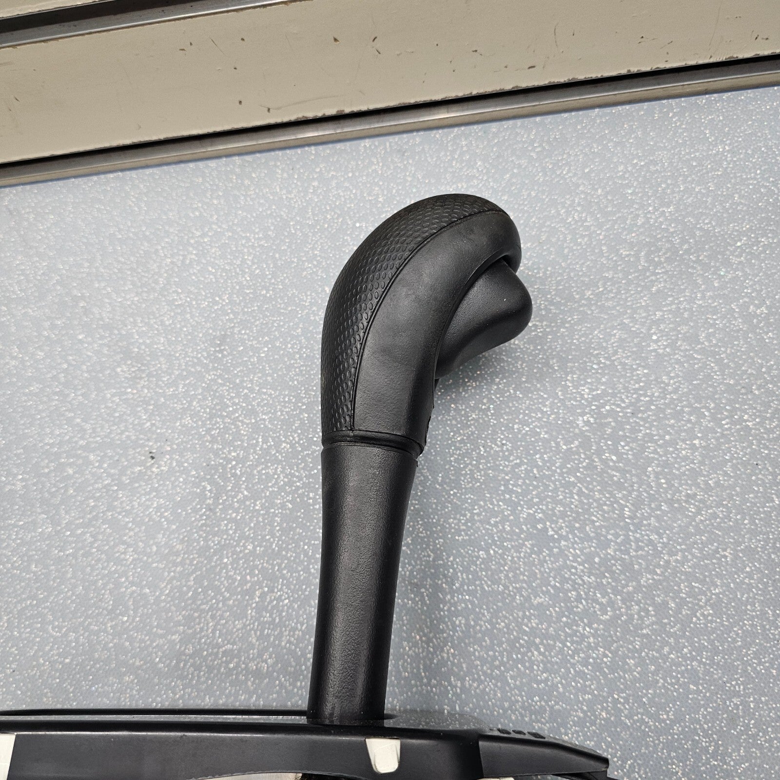 🔥06-07 Jeep Liberty Automatic Trans Floor Gear Shift Shifter Lever Assembly OEM