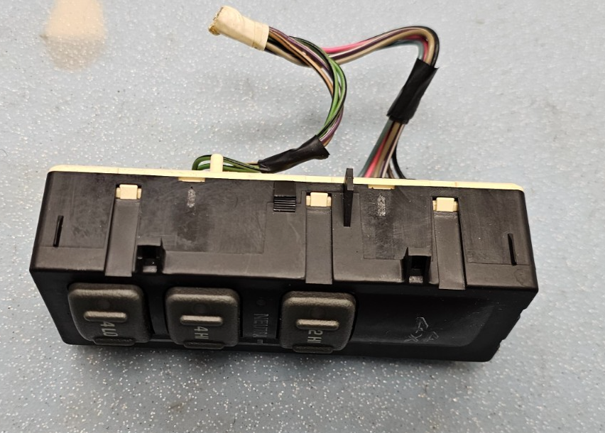 🔥2001-2002 CHEVY SILVERADO GMC SIERRA 2WD/4WD 4X4 TRANSFER CASE SWITCH OEM