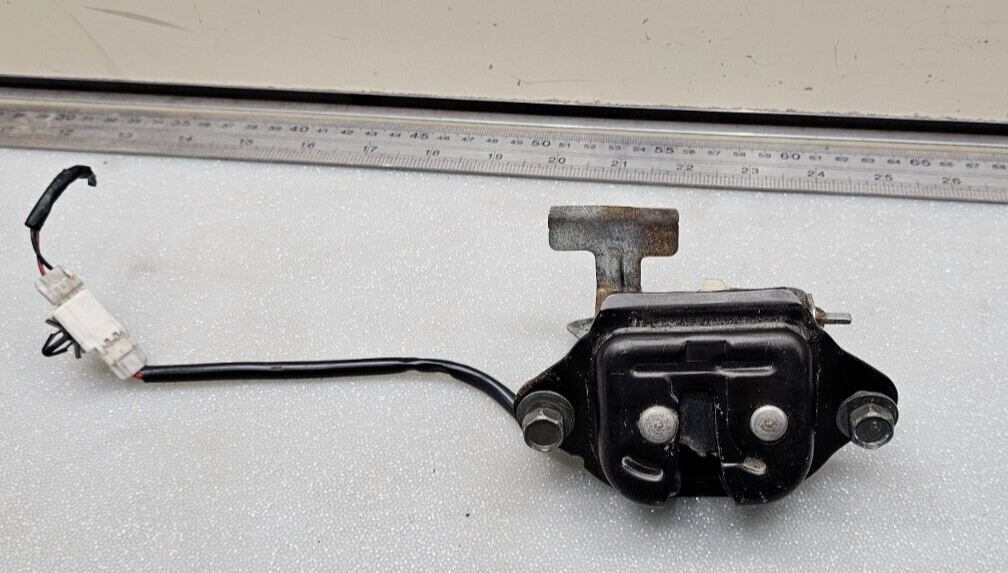 🔥97-04 Nissan Pathfinder QX4 SUV Rear Trunk Latch Tail Gate Door Lock Assembly