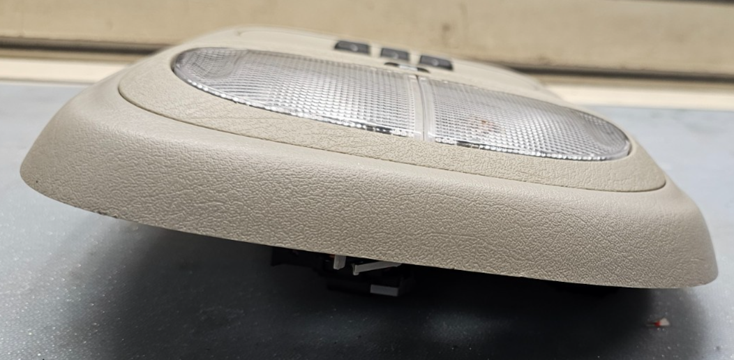 🔥02-09 TRAILBLAZER ENVOY OVERHEAD CONSOLE DOME LIGHT MAP STORAGE ASSEMBLY TAN