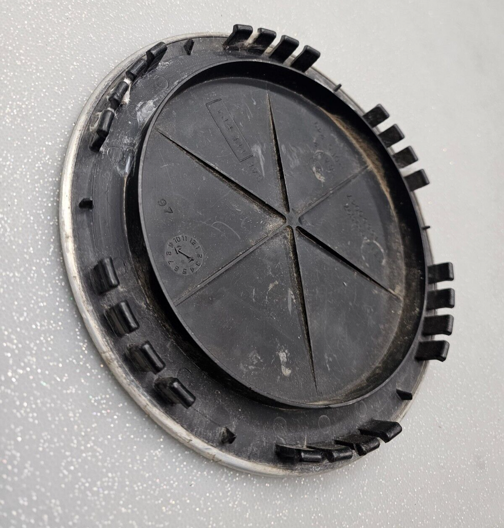 92-99 GMC Chevy 4x4 Truck Suburban Tahoe Front Rear Wheel Center Cap Hubcap GRAY