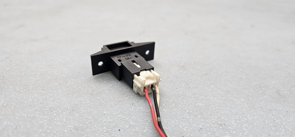 🔥04-13 Pathfinder Titan Armada Maxima Right Passenger Audio Aux Jack Sensor