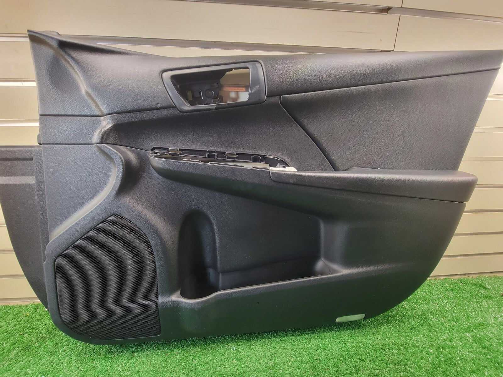 🔥2012-2015 Toyota Camry Front Door Panel Passenger  BLACK