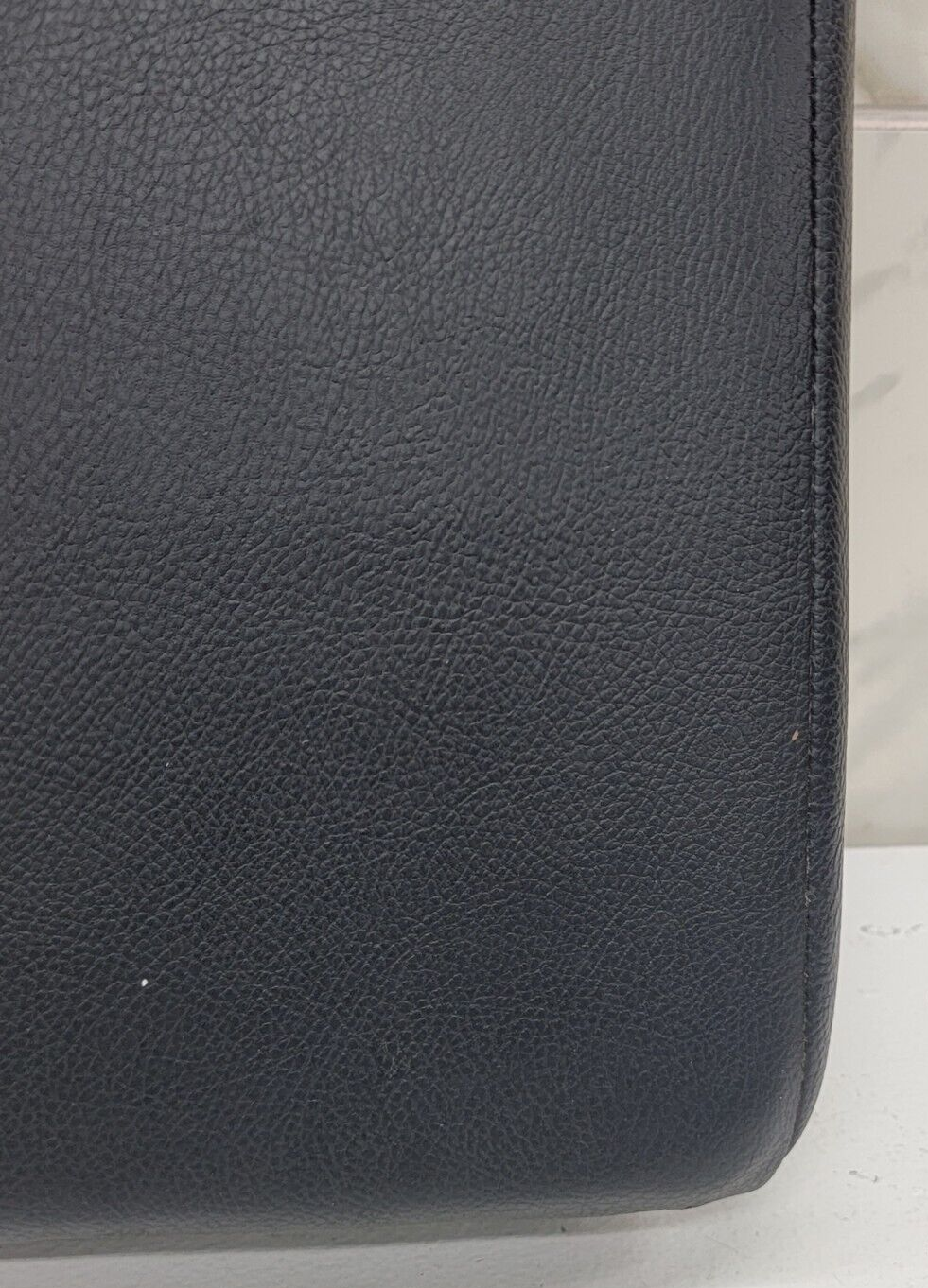 02-08 Dodge RAM Center Console Jump Seat ARMREST Cover Lid Leather Dark Gray JS7