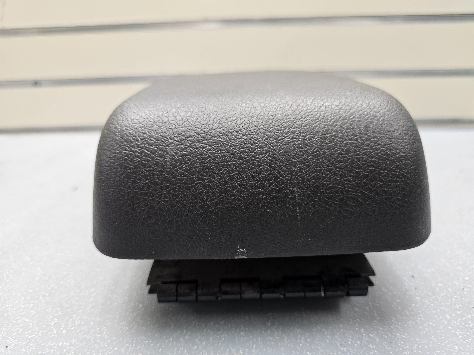 10-12 Fusion Milan Front Center Console Lid Armrest Cover Top Pad Assembly Black