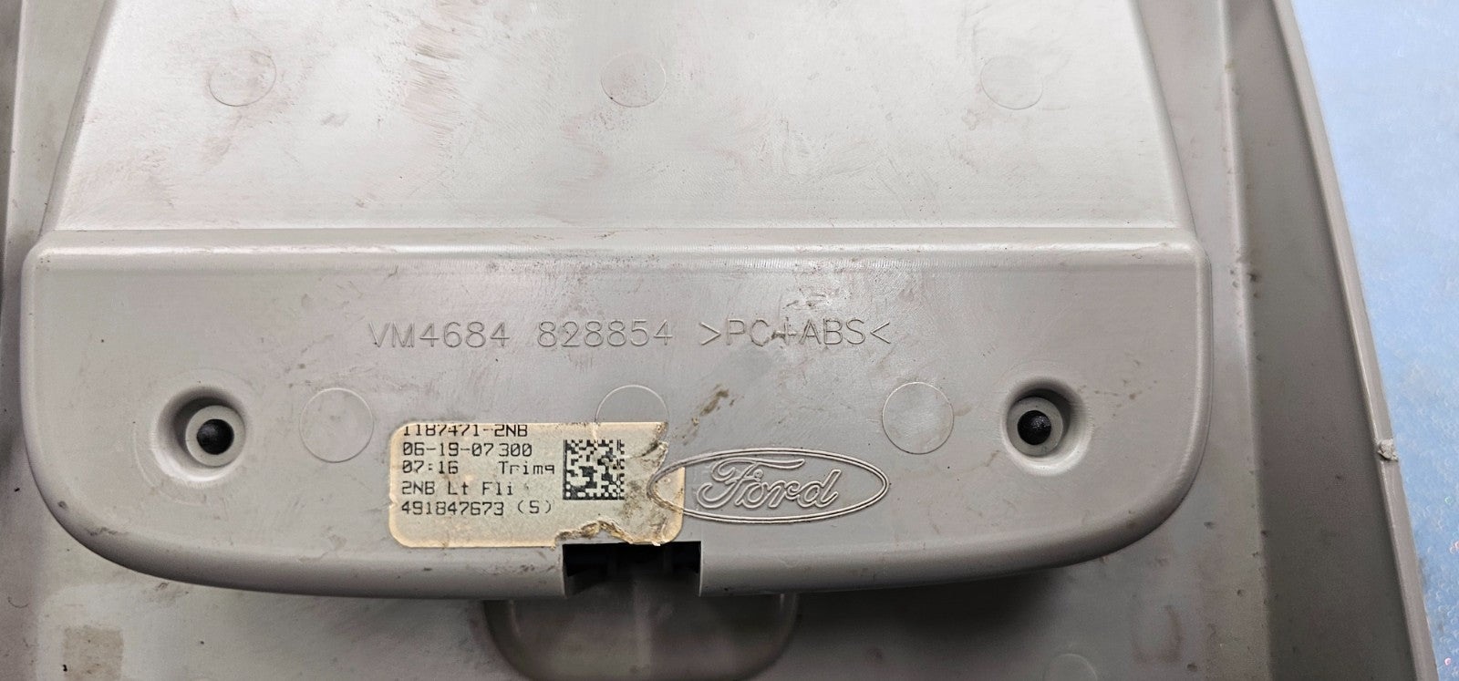 🔥05-07 Ford F-150 Overhead Console Storage Tan OEM