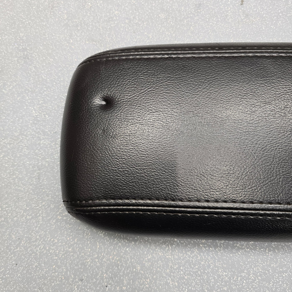 🔥02-09 Trailblazer ENVOY Center Console Armrest Lid Top Pad Cover LEATHER BLACK