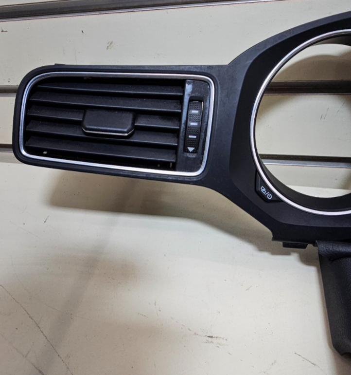 🔥11-14 Volkswagen Jetta Speedometer Instrument Cluster Dash Bezel Black