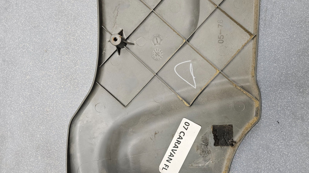 🔥04-07 Grand Caravan Town Country Left Driver Seat Outer Trim Panel Gray OEM