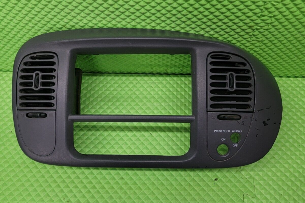 97-03 Ford F150 Center Dash Radio Climate BEZEL TRIM Panel 🔴AIRBG Line GRAY B1
