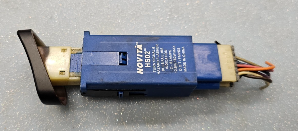 🔥2000-2005 Chevrolet Impala Hazard Warning Emergency Switch Dorman SW50
