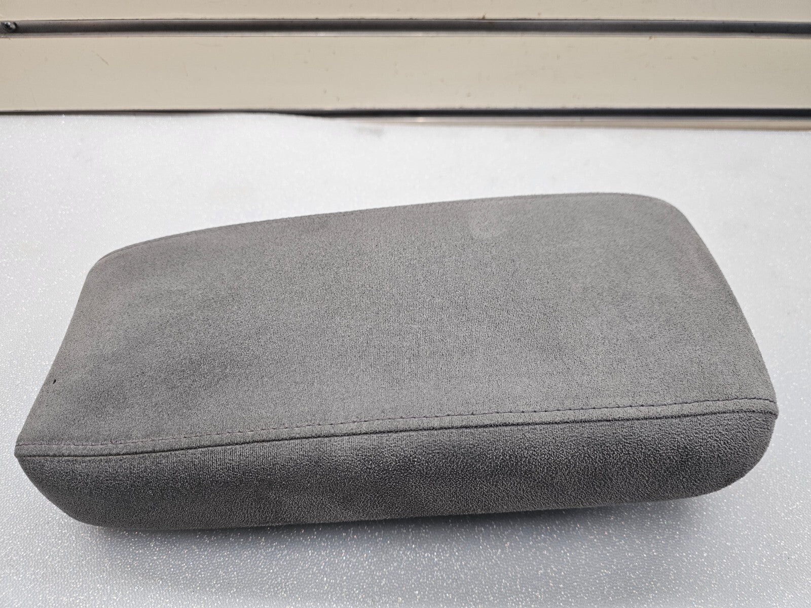 🔥06-11 Honda CIVIC Center Console SLIDING Armrest Lid Arm Rest /Stitch GRAY