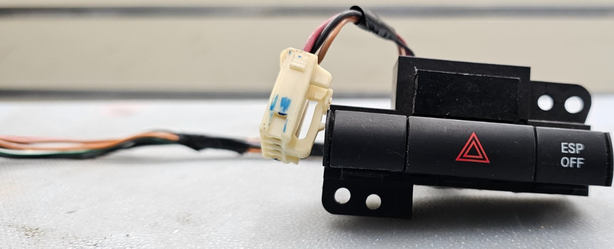 🔥09-10 Chrysler 300 Caravan Hazard Light ESP Off Traction Control Switch FC-36