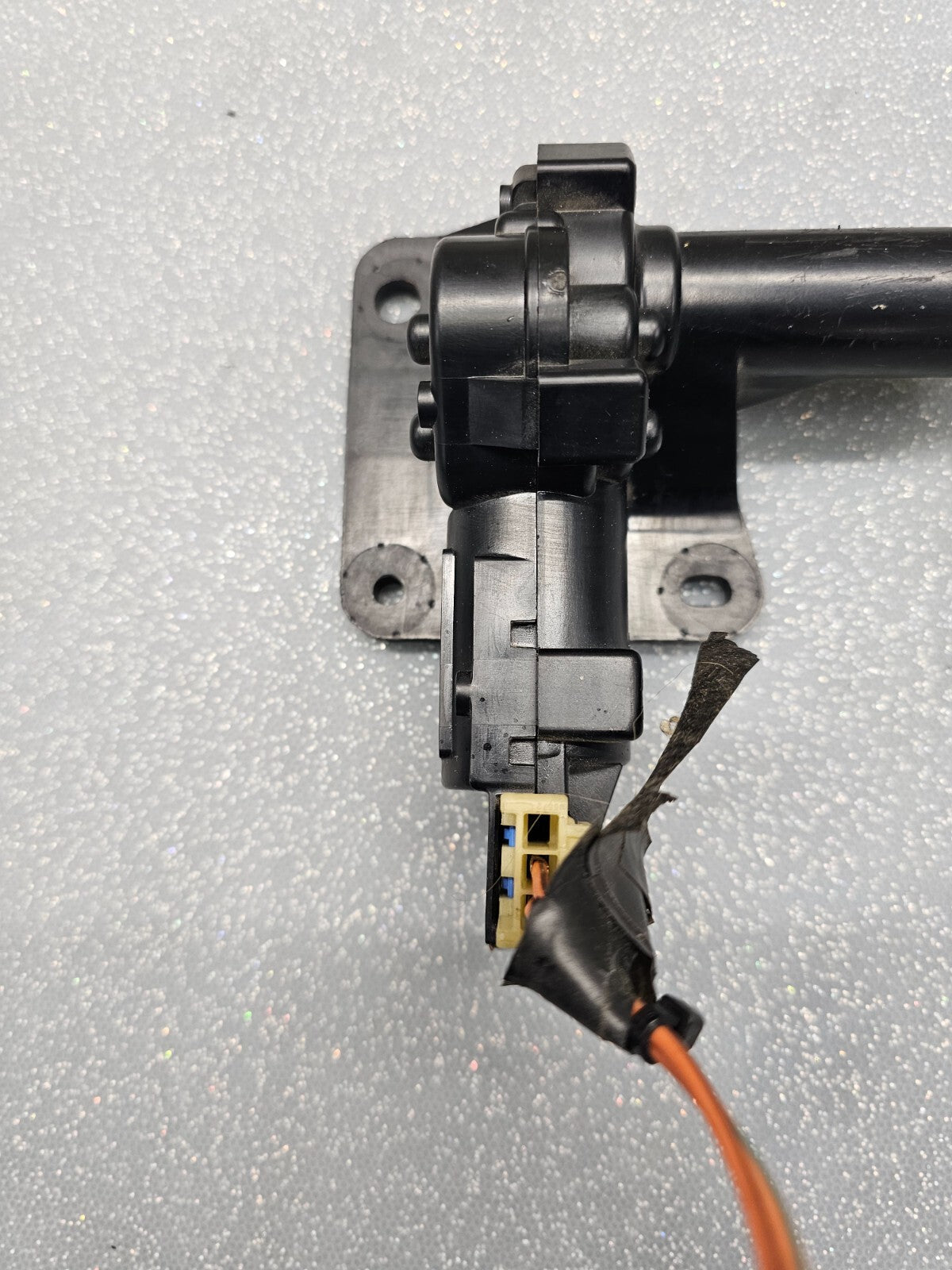 🔥01-07 Dodge Caravan Town & Country Rear Vent Window Motor Actuator Assembly RH