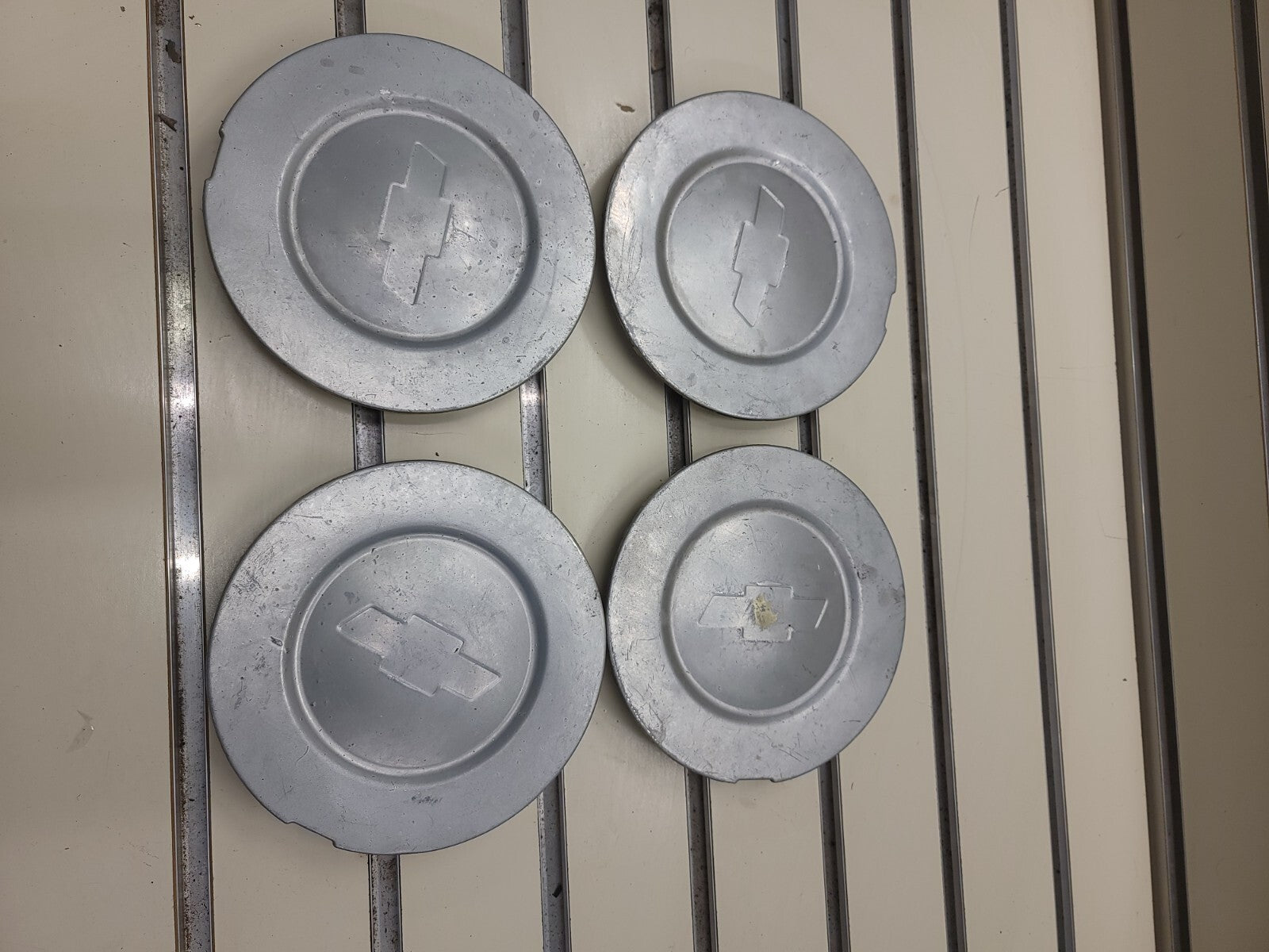 2004 - 2009 Chevrolet Trailblazer Wheel Center Cap Cover Hub Cap 17" OEM