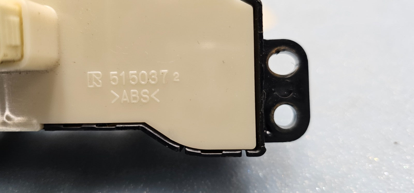 🔥05-08 Chevy Equinox HHR Left Driver Master Power Window Switch Assembly OEM