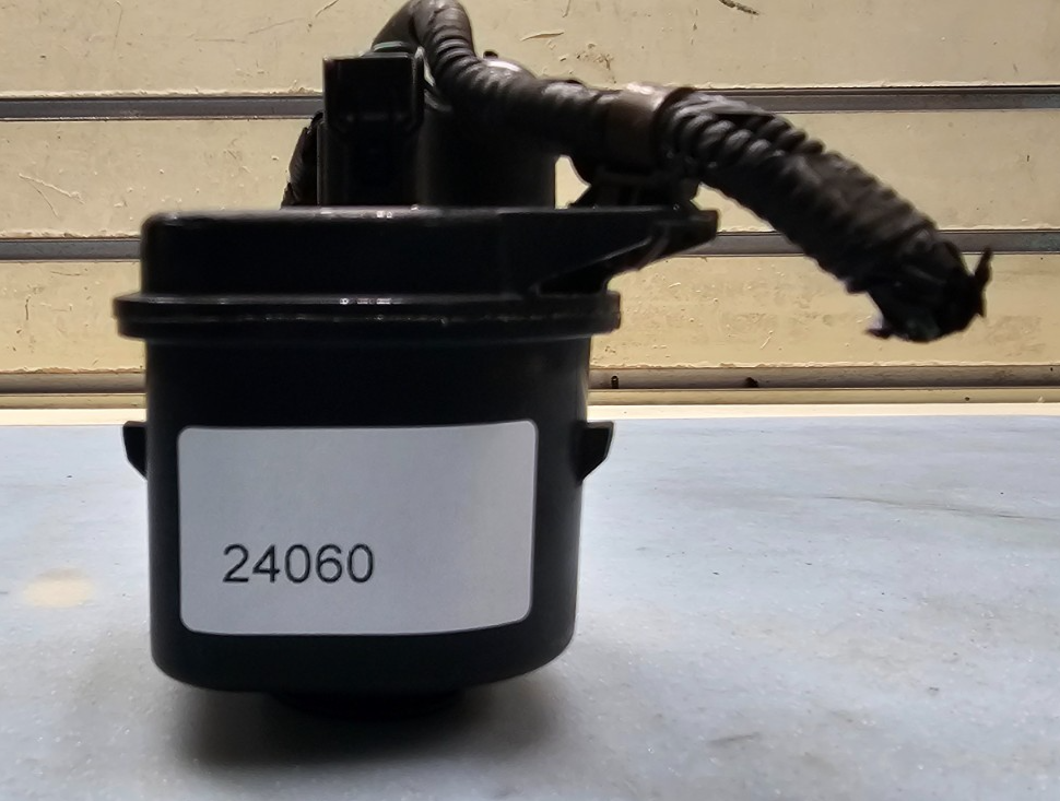 🔥2003-2011 Honda Element Vapor Canister Vent Solenoid Assembly