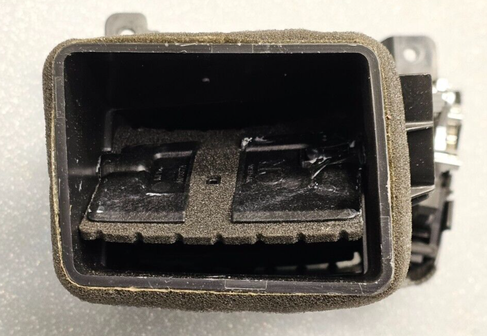 🔥14-15 Kia Sorento Dash Right Passenger AC Heater Air Vent Conditioning Black