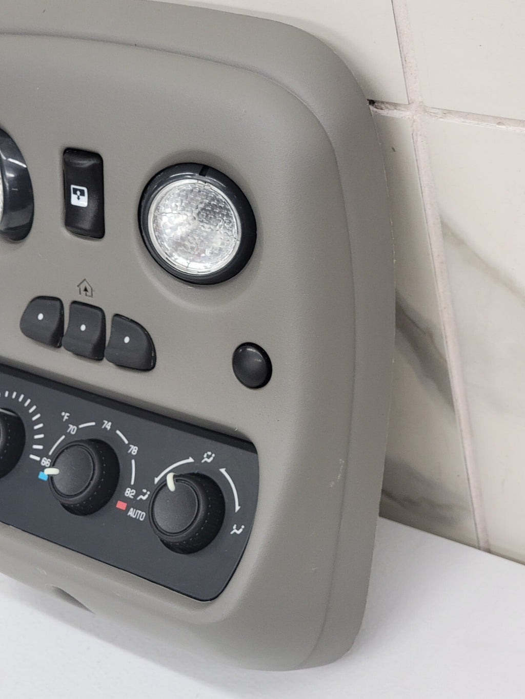 🔥03-06 Escalade Tahoe Yukon OVERHEAD ROOF CONSOLE/MAP    GRAY