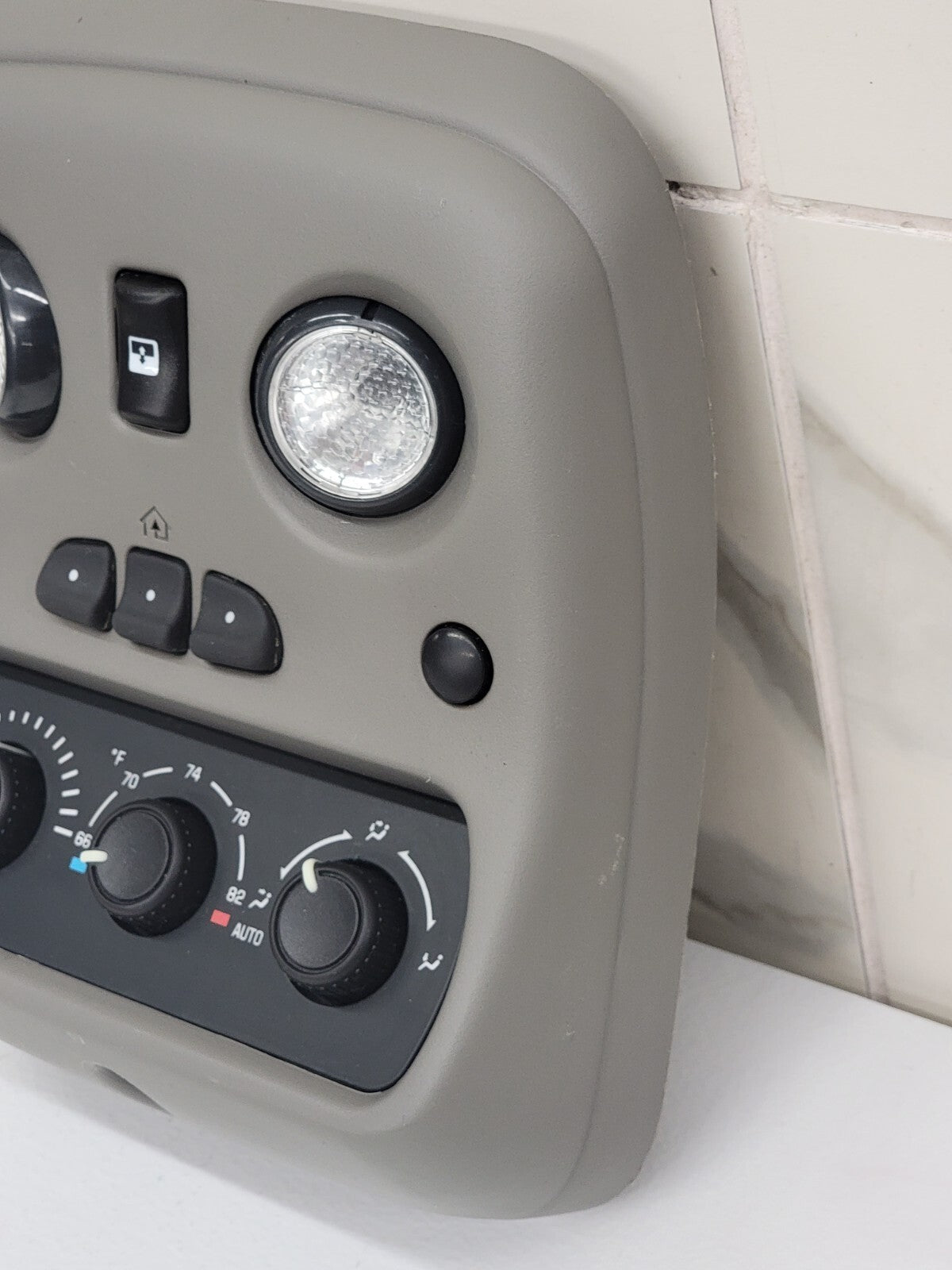 🔥03-06 Escalade Tahoe Yukon OVERHEAD ROOF CONSOLE/MAP    GRAY