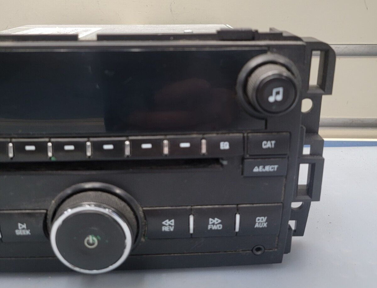 🔥07-13 Express Silverado TRUCK Dash CD AM FM Radio Player AUX 3.5 MP3 input