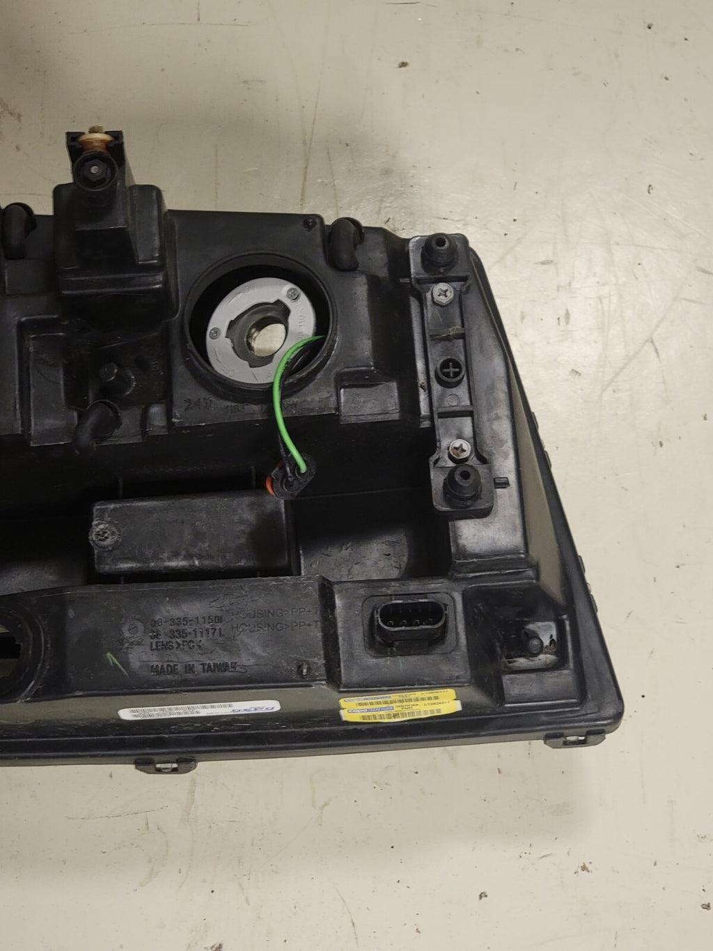🔥2006- 2009 CHEVY TRAILBLAZER DRIVER'S LEFT SIDE HEADLIGHT LAMP LENS OEM