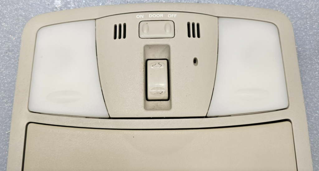 🔥09-14 Maxima Murano Rogue Overhead Console Storage Dome Map Light Lamp Tan