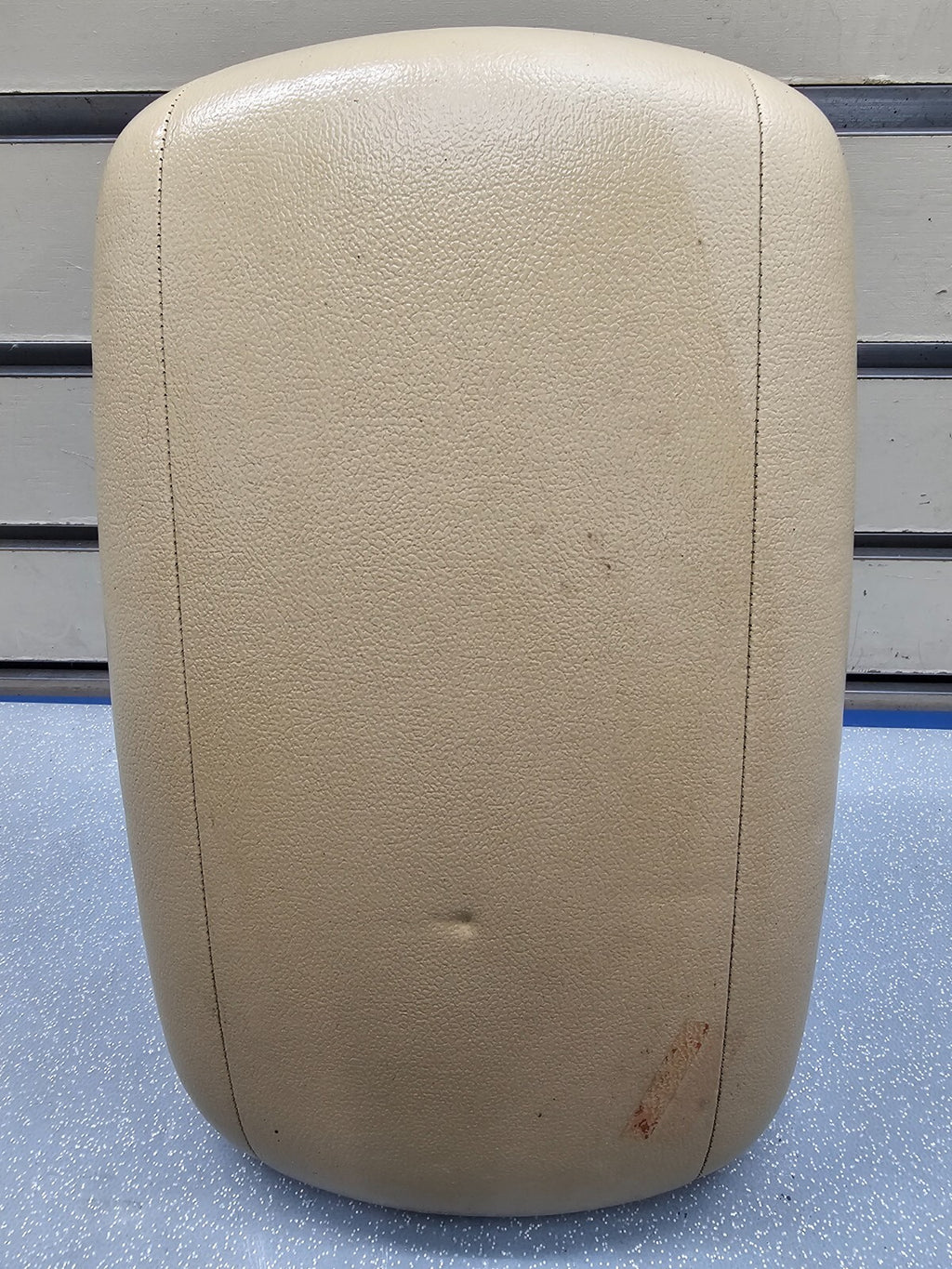 06-08 Sonata Front Center Console Lid Sliding Armrest Cover Storage Top Pad Tan