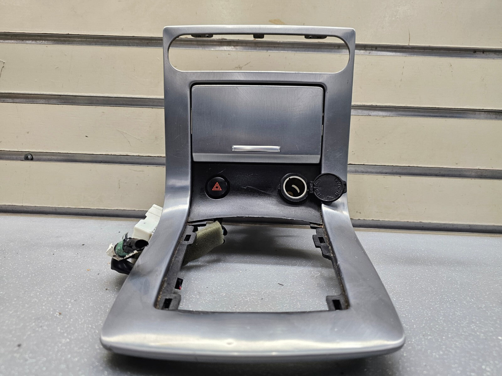 🔥07-08 Maxima Center Console Gear Shifter Trim Bezel Panel Indicator Silver