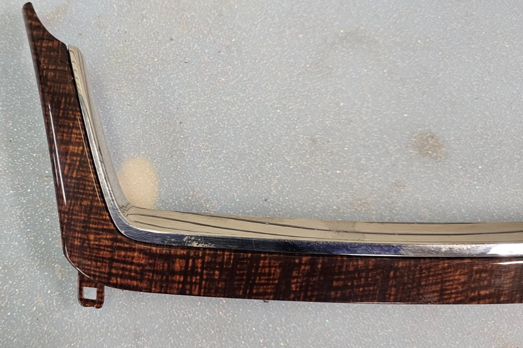 🔥08-12 Chevy MALIBU Center Dash Radio Bezel Panel UPPER A/C Vent Trim Woodgrain